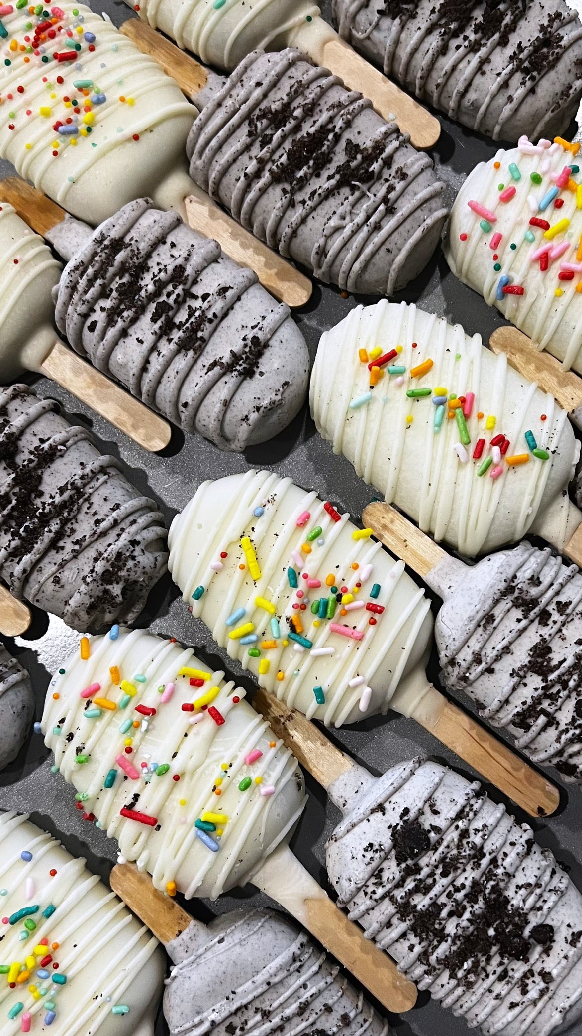 Cakesicles